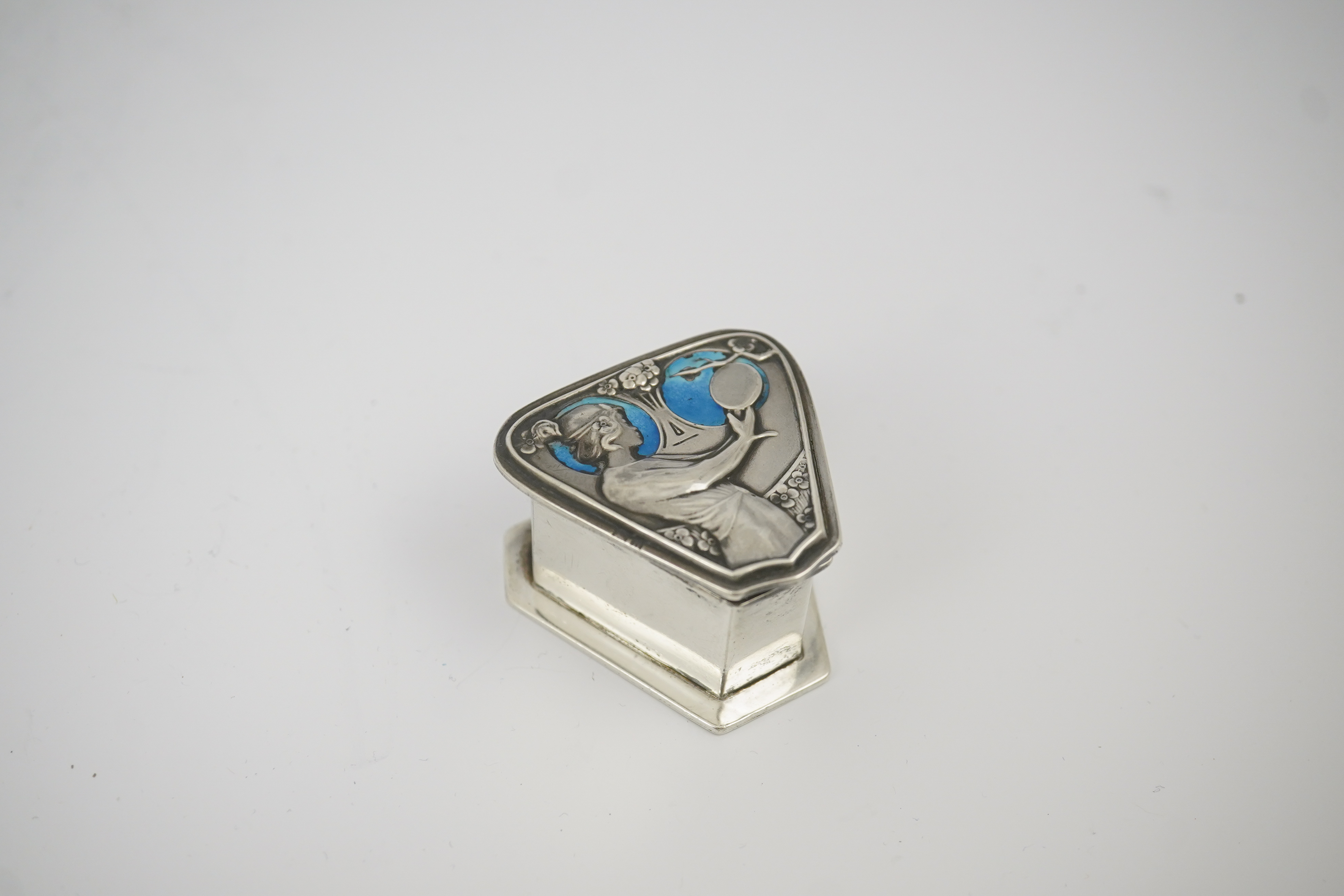 An Edwardian Art Nouveau, Kate Harris for William Hutton & Sons, silver and enamel pill box